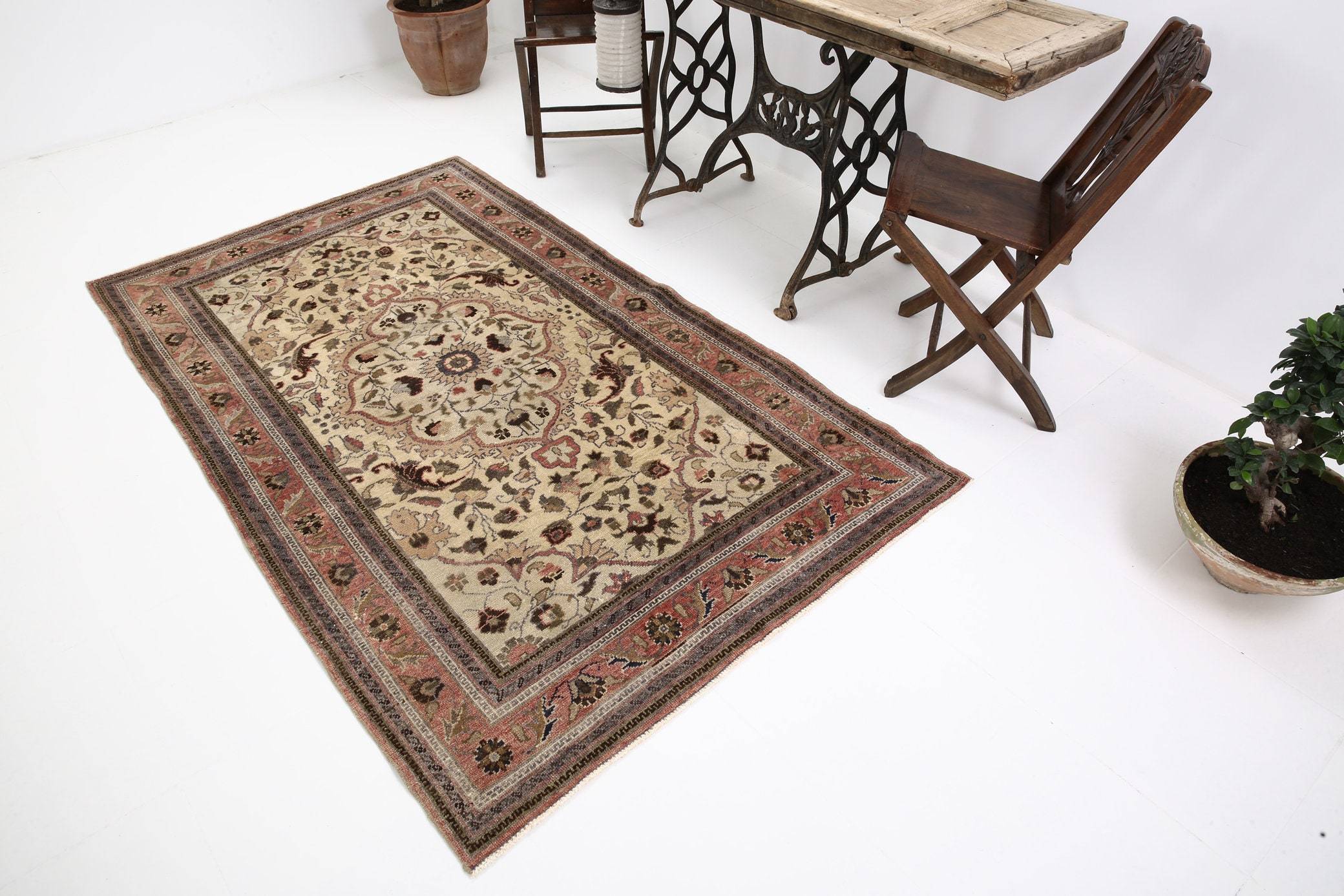 4' x 7' Vintage rug, Brown Vintage rug, Cotton Vintage rug, Dorm Vintage rug, Kids Vintage rug, Kitchen-Dining Vintage rug, Living Room Vintage rug, Office Vintage rug, Persian Vintage rug, Rustic-Primitive Vintage rug, Vintage, Wool Vintage rug, Vintage rug