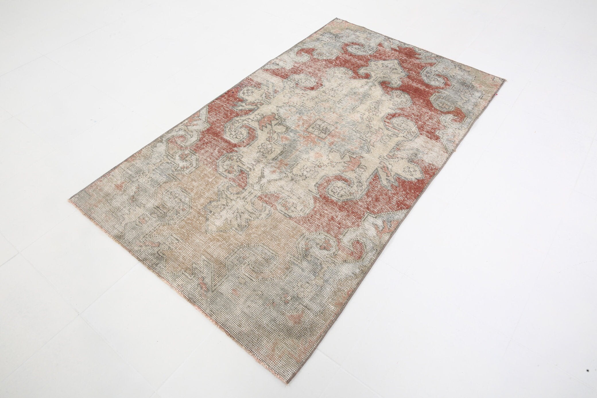 3' x 6' Vintage rug, Abstract Vintage rug, Bathroom Vintage rug, Bedroom Vintage rug, Cotton Vintage rug, Distressed Vintage rug, Kitchen-Dining Vintage rug, Living Room Vintage rug, Office Vintage rug, Red Vintage rug, Vintage, Wool Vintage rug, Vintage rug