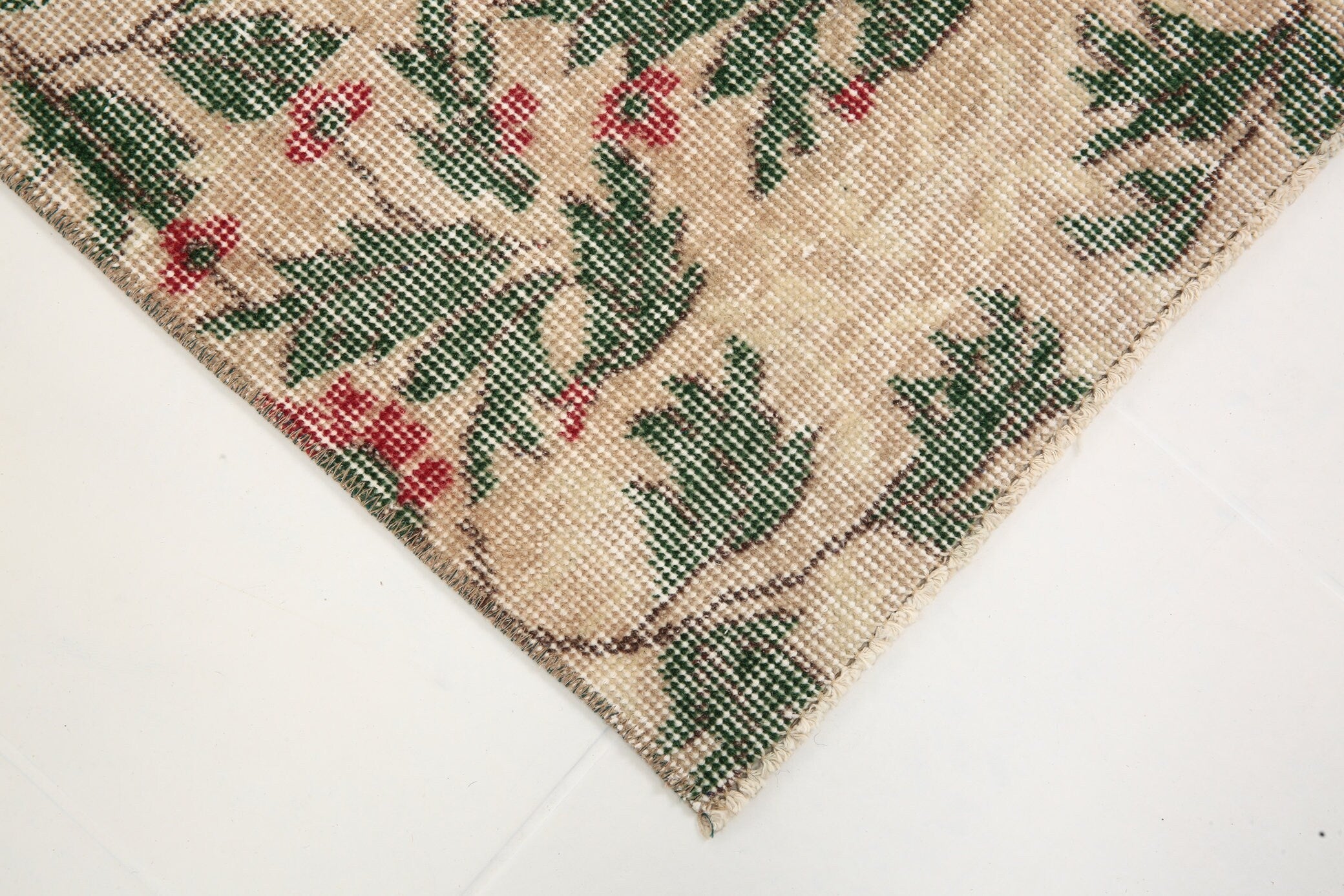 2' x 8' Vintage rug, Cotton Vintage rug, Country-Farmhouse Vintage rug, Dorm Vintage rug, Entryway-Hallway Vintage rug, Kitchen-Dining Vintage rug, Living Room Vintage rug, Office Vintage rug, Plants-Trees Vintage rug, Tan-Ivory Vintage rug, Vintage Runner, Wool Vintage rug, Vintage rug