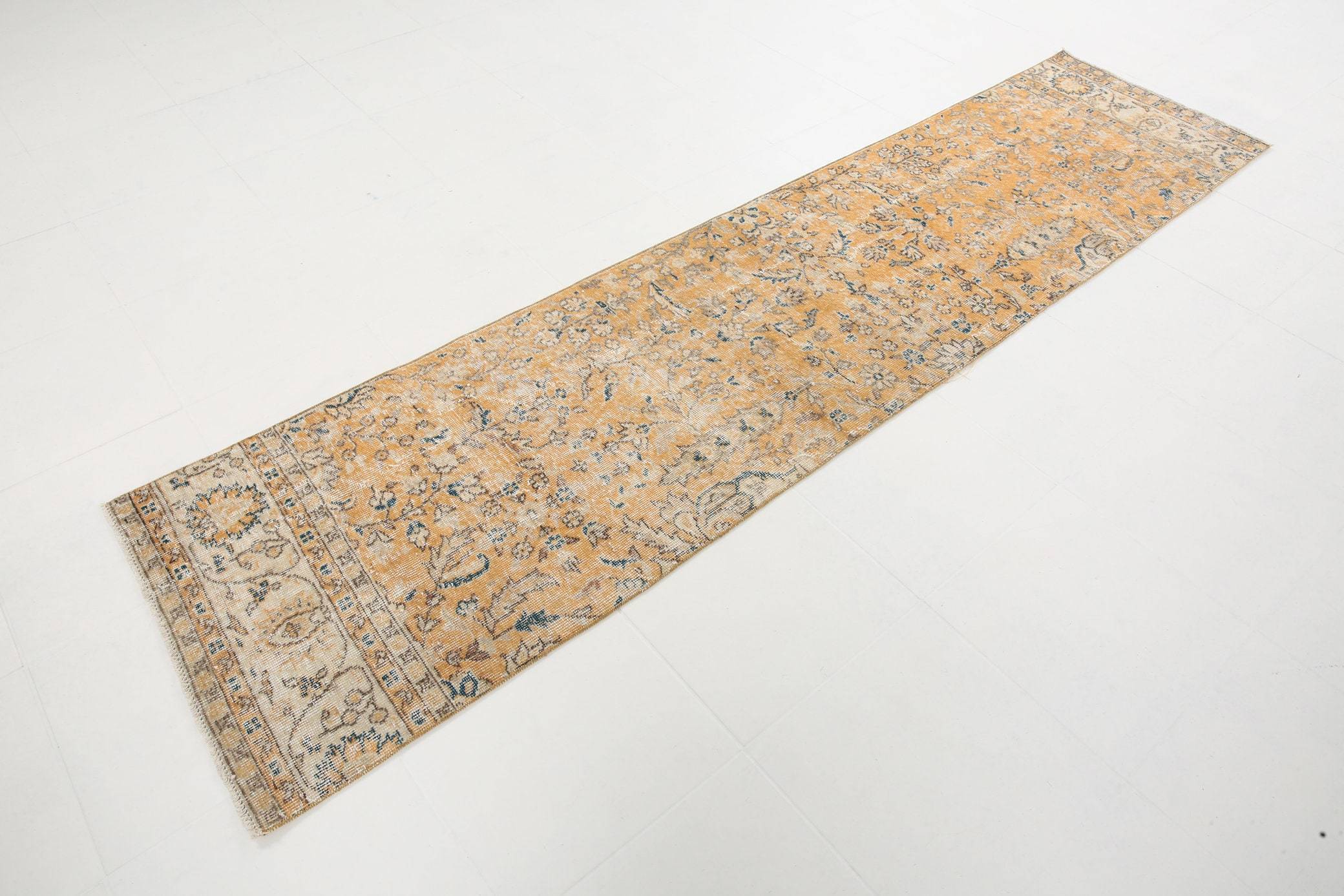 2' x 9' Vintage rug, Blue Vintage rug, Cotton Vintage rug, Country-Farmhouse Vintage rug, Dorm Vintage rug, Entryway-Hallway Vintage rug, Floral Vintage rug, Kitchen-Dining Vintage rug, Living Room Vintage rug, Office Vintage rug, Vintage Runner, Wool Vintage rug, Vintage rug