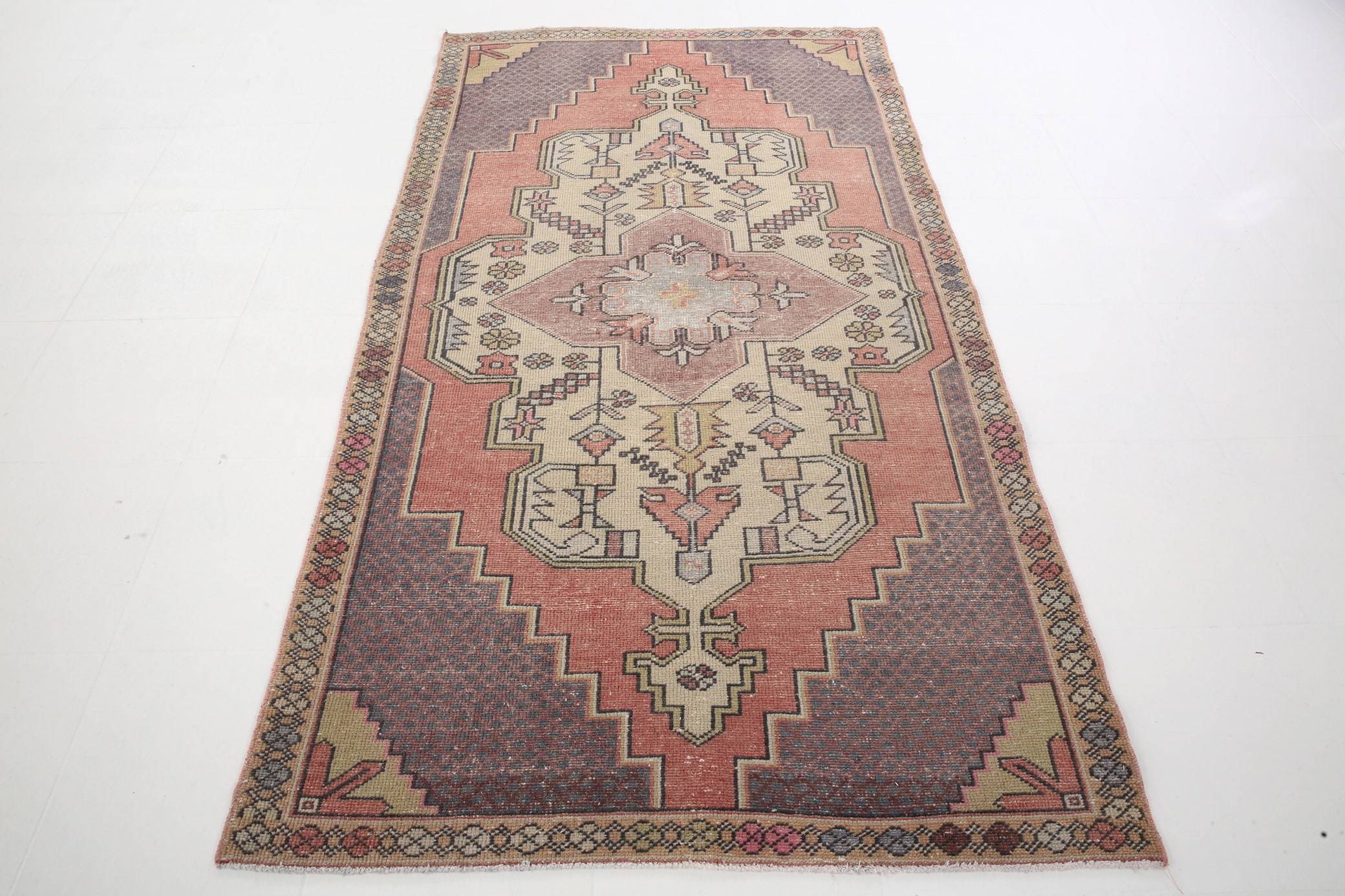 4' x 8' Vintage rug, Bedroom Vintage rug, Cotton Vintage rug, Dorm Vintage rug, Kitchen-Dining Vintage rug, Living Room Vintage rug, Office Vintage rug, Red Vintage rug, Rustic-Primitive Vintage rug, Southwestern Vintage rug, Vintage, Wool Vintage rug, Vintage rug