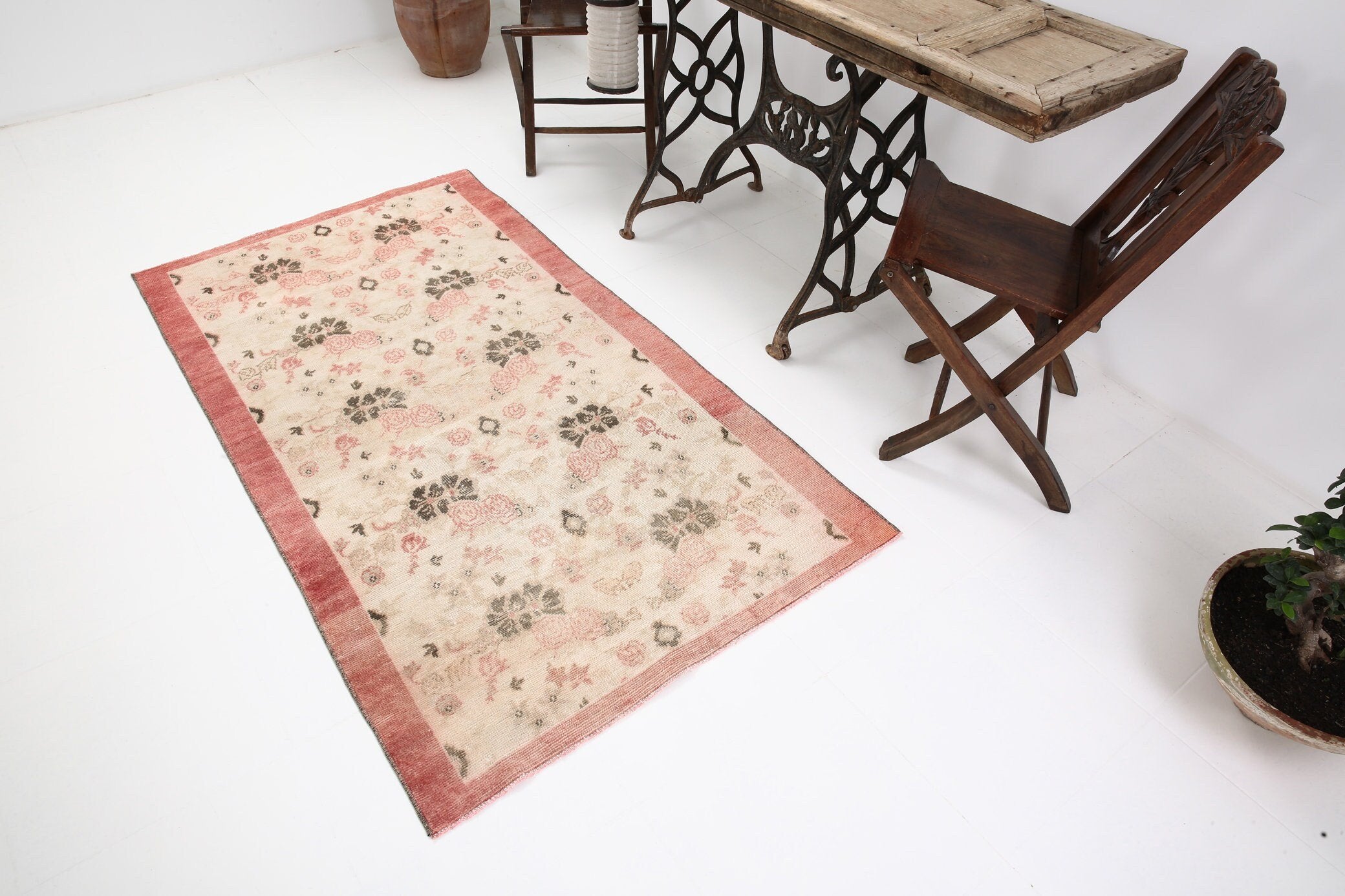 3' x 6' Vintage rug, Cotton Vintage rug, Country-Farmhouse Vintage rug, Dorm Vintage rug, Floral Vintage rug, Kids Vintage rug, Kitchen-Dining Vintage rug, Living Room Vintage rug, Office Vintage rug, Tan-Ivory Vintage rug, Vintage, Wool Vintage rug, Vintage rug