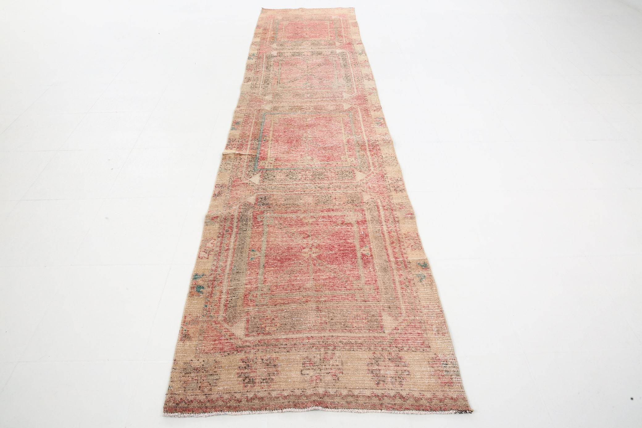 2' x 11' Vintage rug, Bedroom Vintage rug, Cotton Vintage rug, Distressed Vintage rug, Entryway-Hallway Vintage rug, Kitchen-Dining Vintage rug, Living Room Vintage rug, Office Vintage rug, Red Vintage rug, Southwestern Vintage rug, Vintage Runner, Wool Vintage rug, Vintage rug