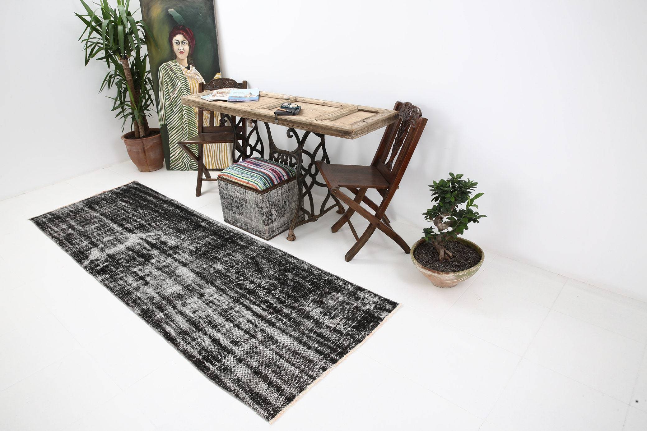 2' x 9' Vintage rug, Bedroom Vintage rug, Black-Gray Vintage rug, Cotton Vintage rug, Country-Farmhouse Vintage rug, Entryway-Hallway Vintage rug, Kitchen-Dining Vintage rug, Living Room Vintage rug, Office Vintage rug, Solid Vintage rug, Vintage Runner, Wool Vintage rug, Vintage rug