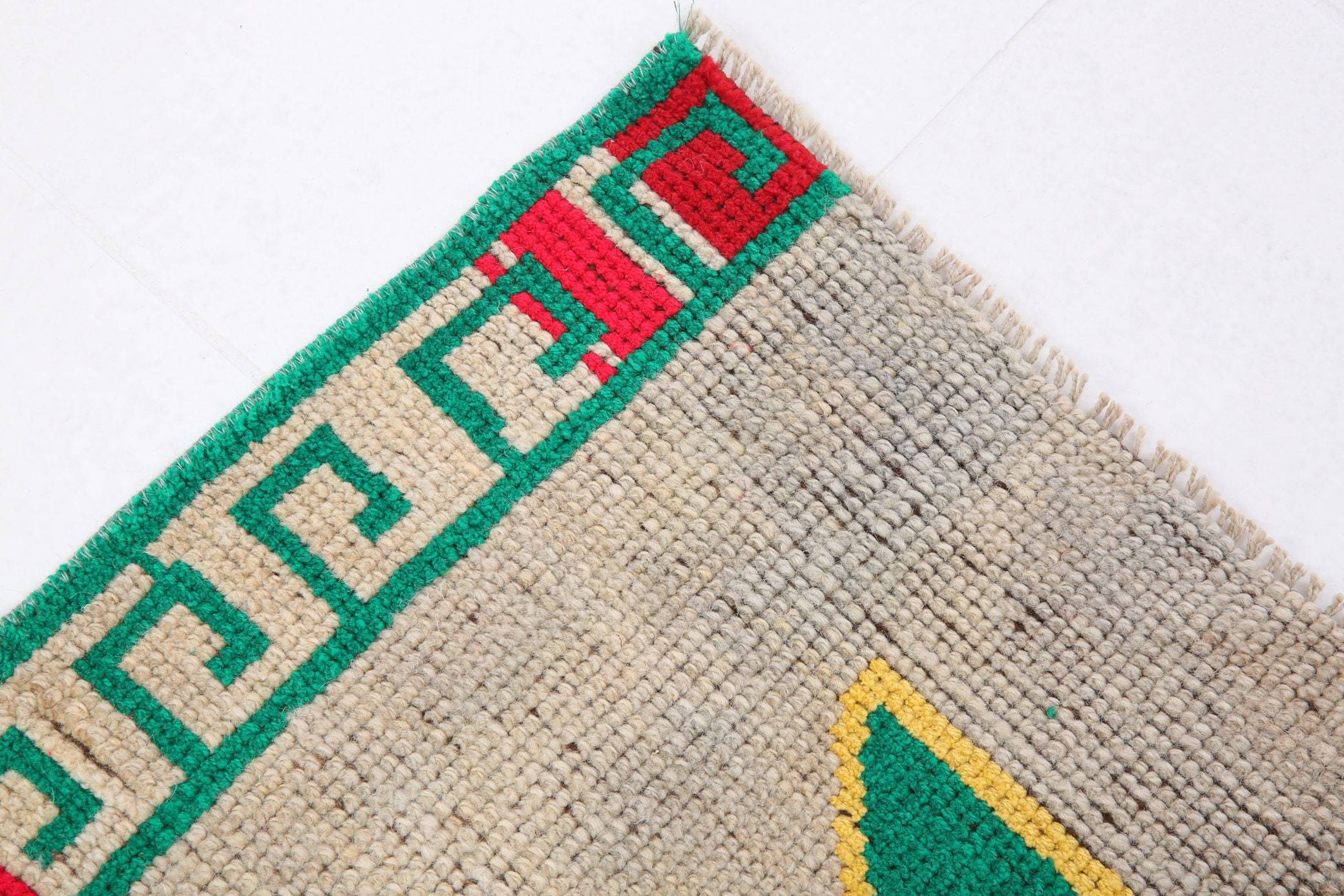 2' x 6' Vintage rug, Bedroom Vintage rug, Cotton Vintage rug, Entryway-Hallway Vintage rug, Geometric Vintage rug, Green Vintage rug, Kitchen-Dining Vintage rug, Living Room Vintage rug, Office Vintage rug, Retro Vintage rug, Vintage, Wool Vintage rug, Vintage rug