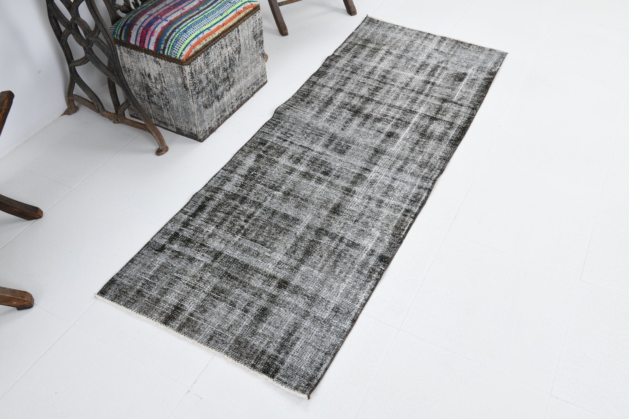 2' x 6' Vintage rug, Bathroom Vintage rug, Bedroom Vintage rug, Black-Gray Vintage rug, Camouflage Vintage rug, Cotton Vintage rug, Distressed Vintage rug, Kids Vintage rug, Living Room Vintage rug, Nursery Vintage rug, Vintage Runner, Wool Vintage rug, Vintage rug