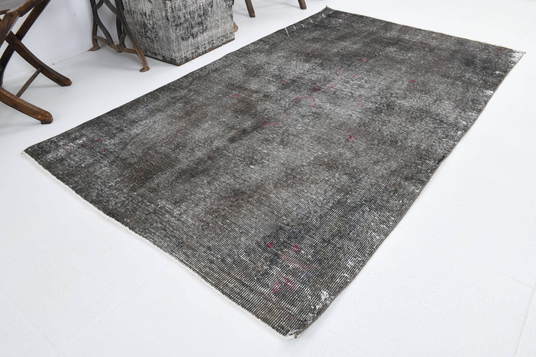 4' x 7' Vintage rug, Black-Gray Vintage rug, Bohemian-Eclectic Vintage rug, Camouflage Vintage rug, Cotton Vintage rug, Kids Vintage rug, Kitchen-Dining Vintage rug, Living Room Vintage rug, Office Vintage rug, Vintage, Wool Vintage rug, Vintage rug