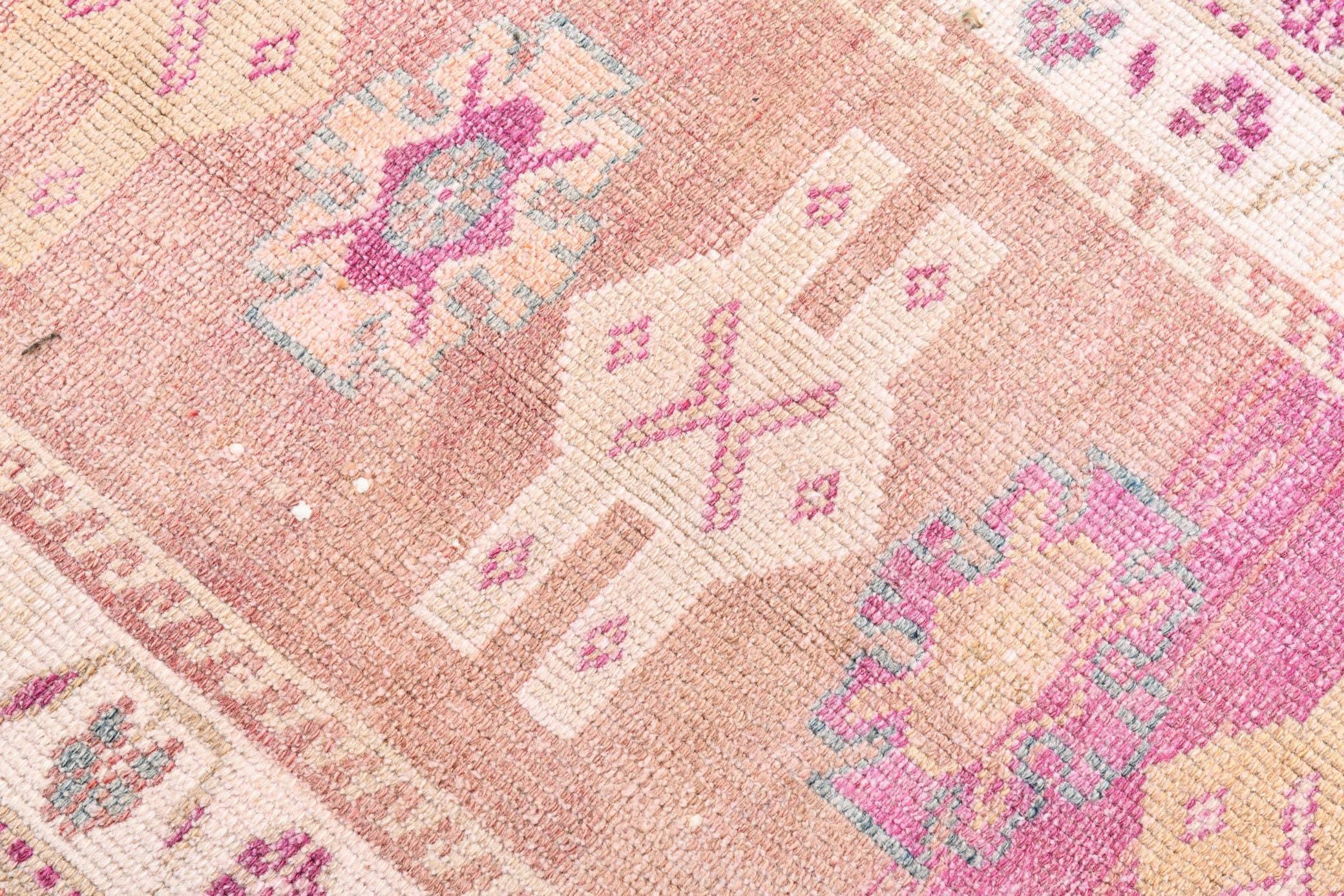 3' x 11' Vintage rug, Bohemian-Eclectic Vintage rug, Cotton Vintage rug, Entryway-Hallway Vintage rug, Kitchen-Dining Vintage rug, Laundry Vintage rug, Living Room Vintage rug, Office Vintage rug, Pink Vintage rug, Southwestern Vintage rug, Vintage Herki, Wool Vintage rug, Vintage rug