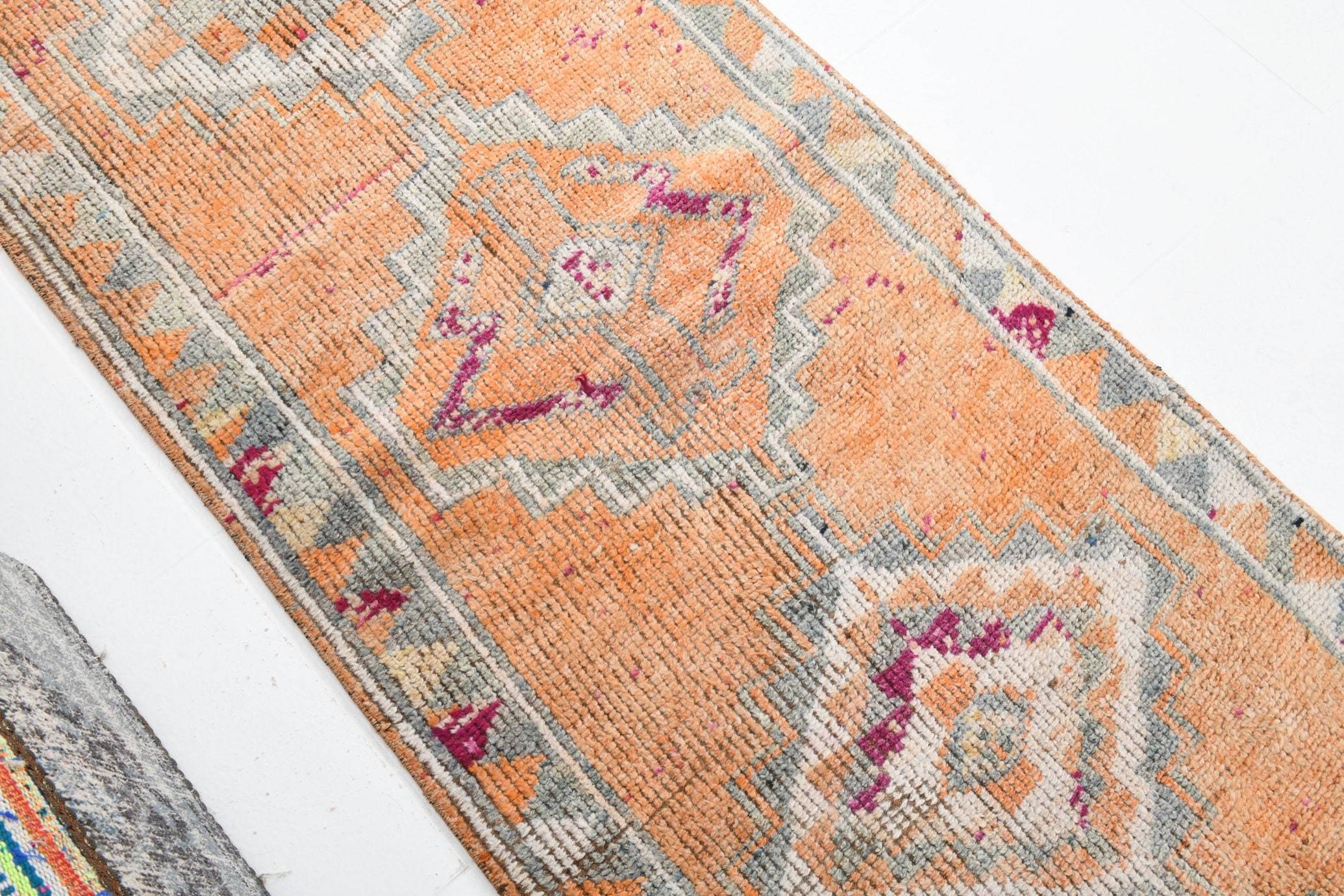 2' x 12' Vintage rug, Cotton Vintage rug, Dorm Vintage rug, Entryway-Hallway Vintage rug, Geometric Vintage rug, Kitchen-Dining Vintage rug, Living Room Vintage rug, Office Vintage rug, Orange Vintage rug, Rustic-Primitive Vintage rug, Vintage Herki, Wool Vintage rug, Vintage rug