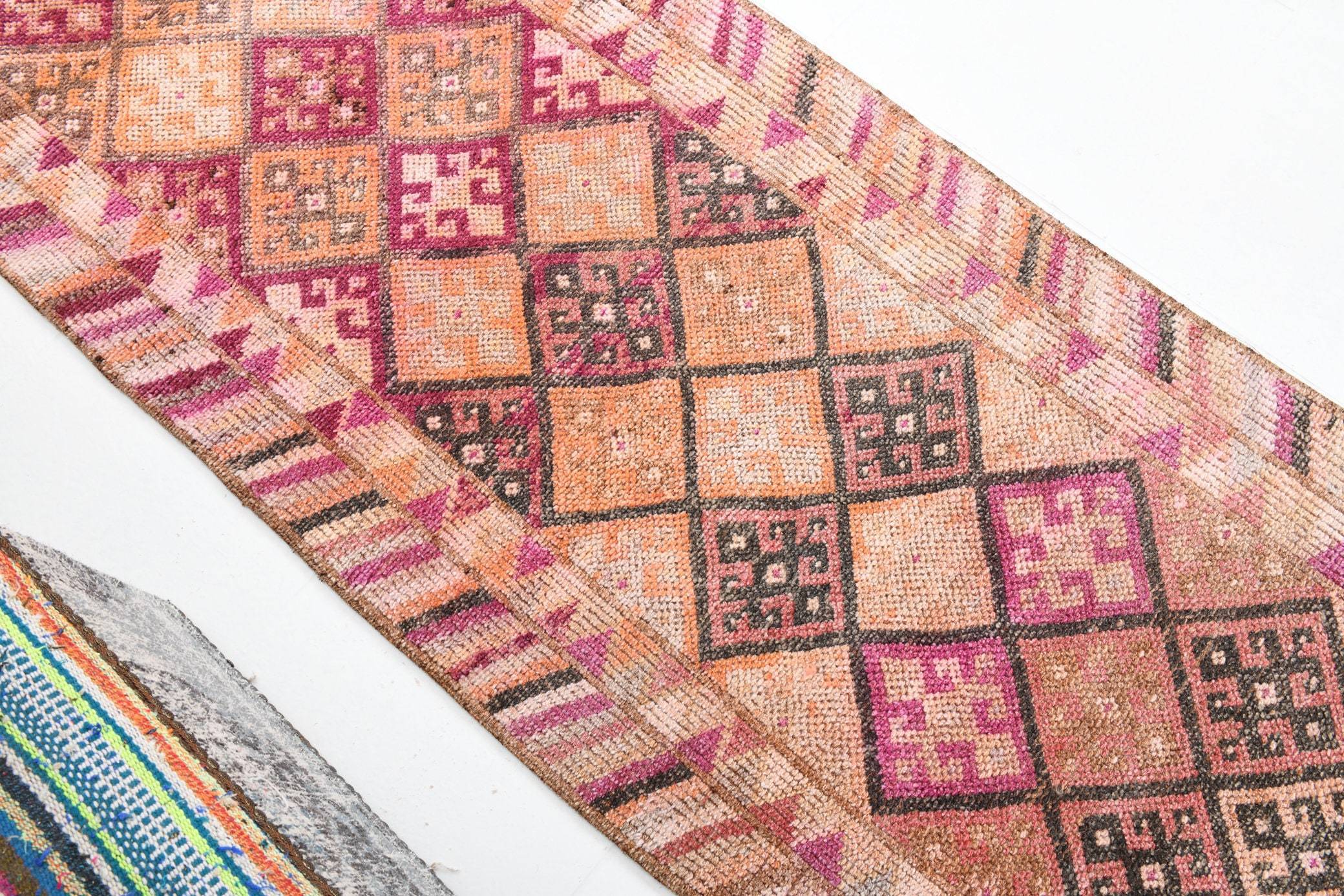 2' x 11' Vintage rug, Contemporary Vintage rug, Cotton Vintage rug, Dorm Vintage rug, Entryway-Hallway Vintage rug, Geometric Vintage rug, Kitchen-Dining Vintage rug, Living Room Vintage rug, Office Vintage rug, Pink Vintage rug, Vintage Herki, Wool Vintage rug, Vintage rug