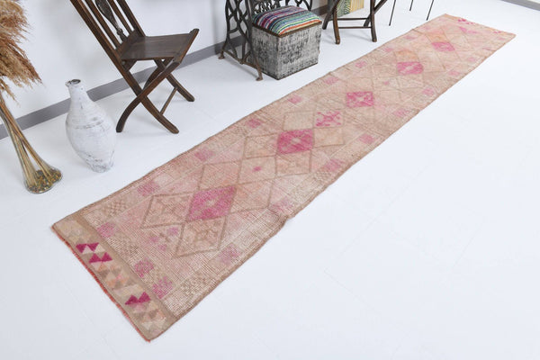 2' x 13' Vintage rug, Cotton Vintage rug, Dorm Vintage rug, Entryway-Hallway Vintage rug, Kitchen-Dining Vintage rug, Office Vintage rug, Oriental Vintage rug, Pink Vintage rug, Rustic-Primitive Vintage rug, Vintage Herki, Wool Vintage rug, Vintage rug