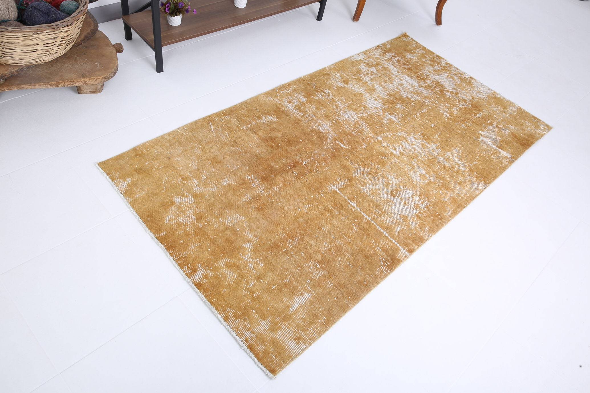 3' x 6' Tan-Ivory Turkish Vintage Rug  |  RugReform