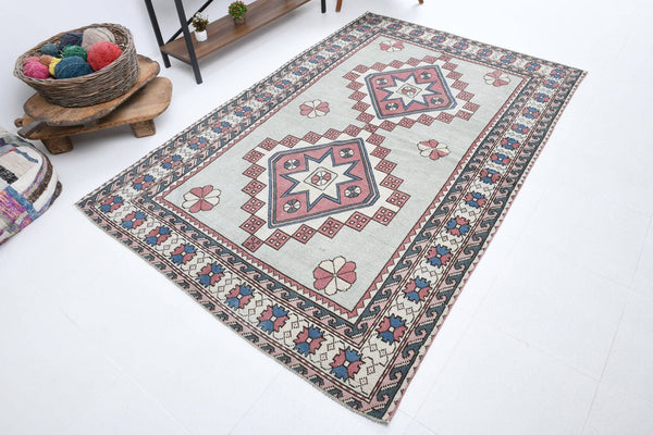 5' x 7' Pink Turkish Vintage Rug  |  RugReform